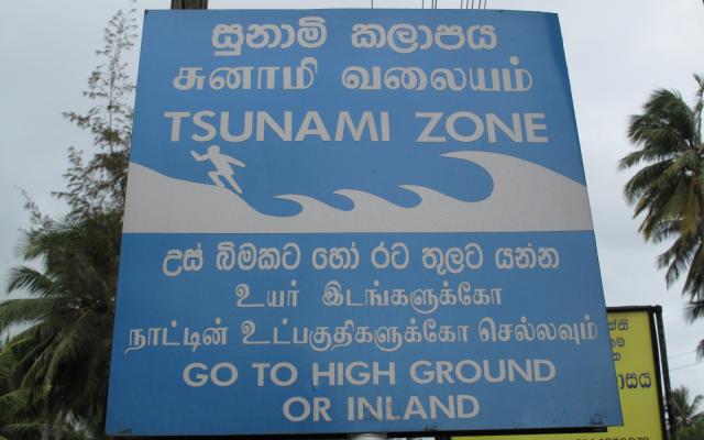 Tsunami Zone sign