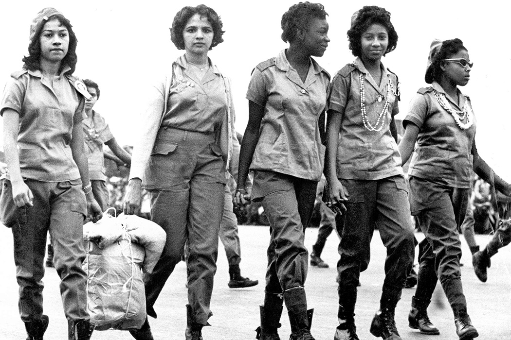 Five female literacy volunteers return to Havana at the end of the literacy campaign in December 1961