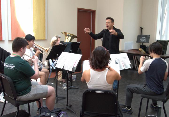 Dave Bamonte directing the PSU Summer Brass Academy practice.