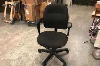 surplus office chairs